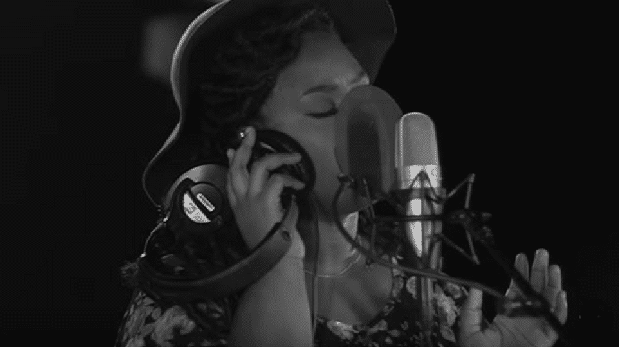 Kyra De’nae Performs “Murder She Wrote” At Lyricists: Studio Sessions| Music Video| @justdenae_ @p4cm @trackstarz