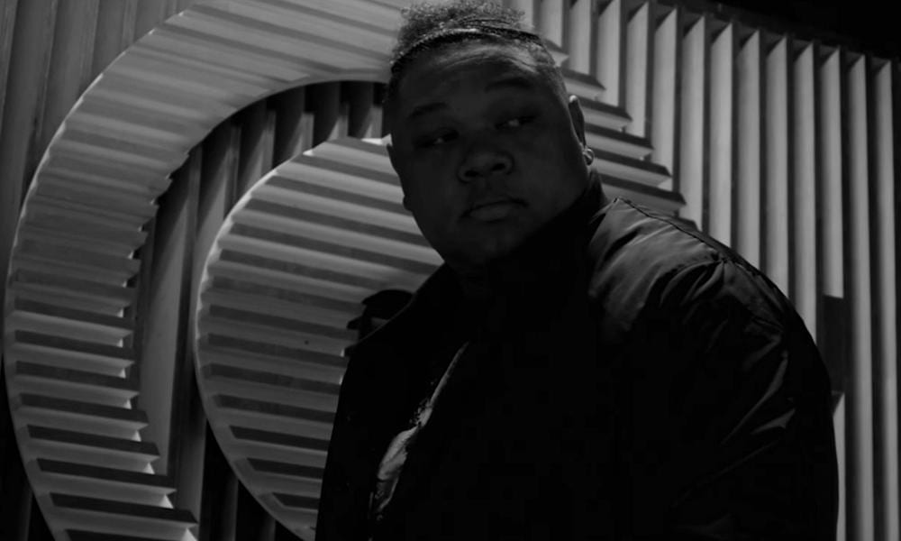 Tedashii Drops “Messenger” Music Video | @tedashii @reachrecords @trackstarz