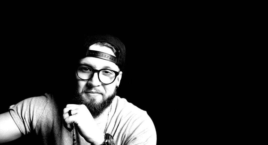 Andy Mineo Drops New Song “1988” To Celebrate His Birthday | @andymineo @nottzraw @mrmedina @reachrecords @trackstarz